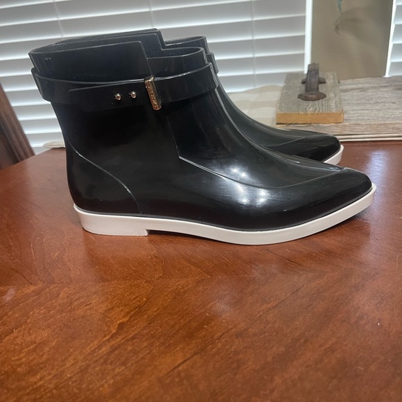 Melissa x Jason Wu Rain Ankle Boots - Picture 5 of 11